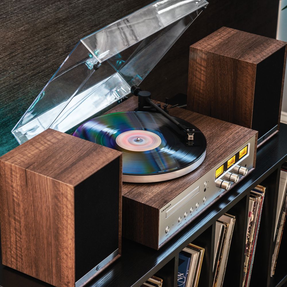 1978T Record Player With Speakers - Environment (-E) (cheese:CR7504A-WA:9)