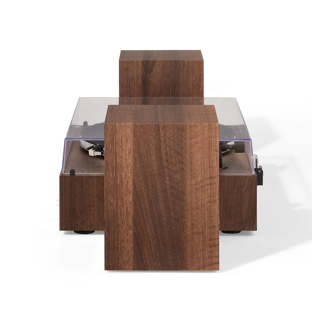 1978T Record Player With Speakers - White Background (-W) (cheese:CR7504A-WA:12)