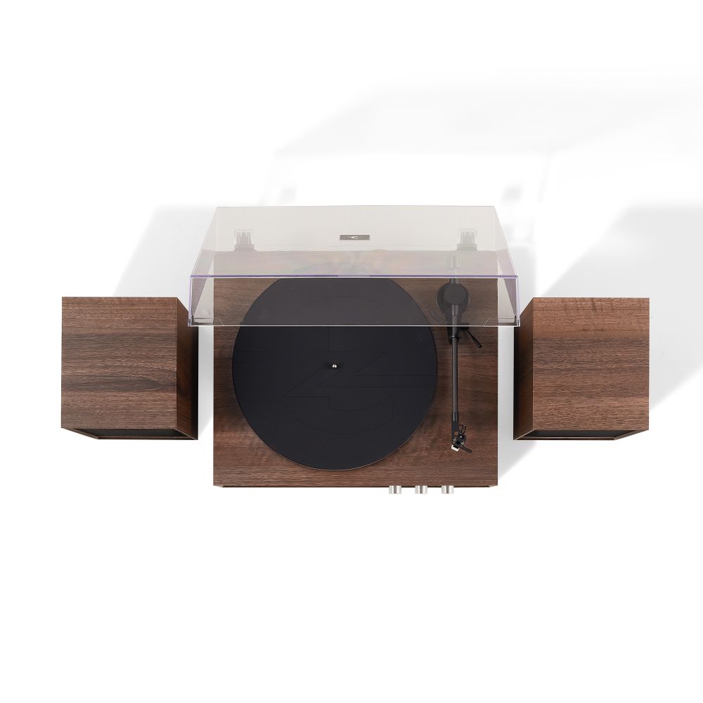 1978T Record Player With Speakers - White Background (-W) (cheese:CR7504A-WA:14)