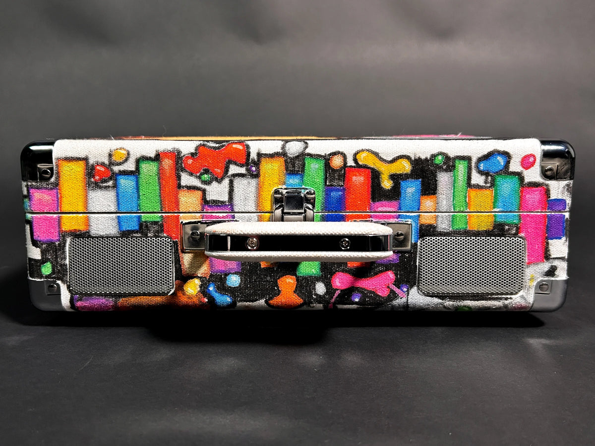 ARTS AND HUMANITIES FOCUS PROGRAM Custom Cruiser design, closed view, image 3 of 7