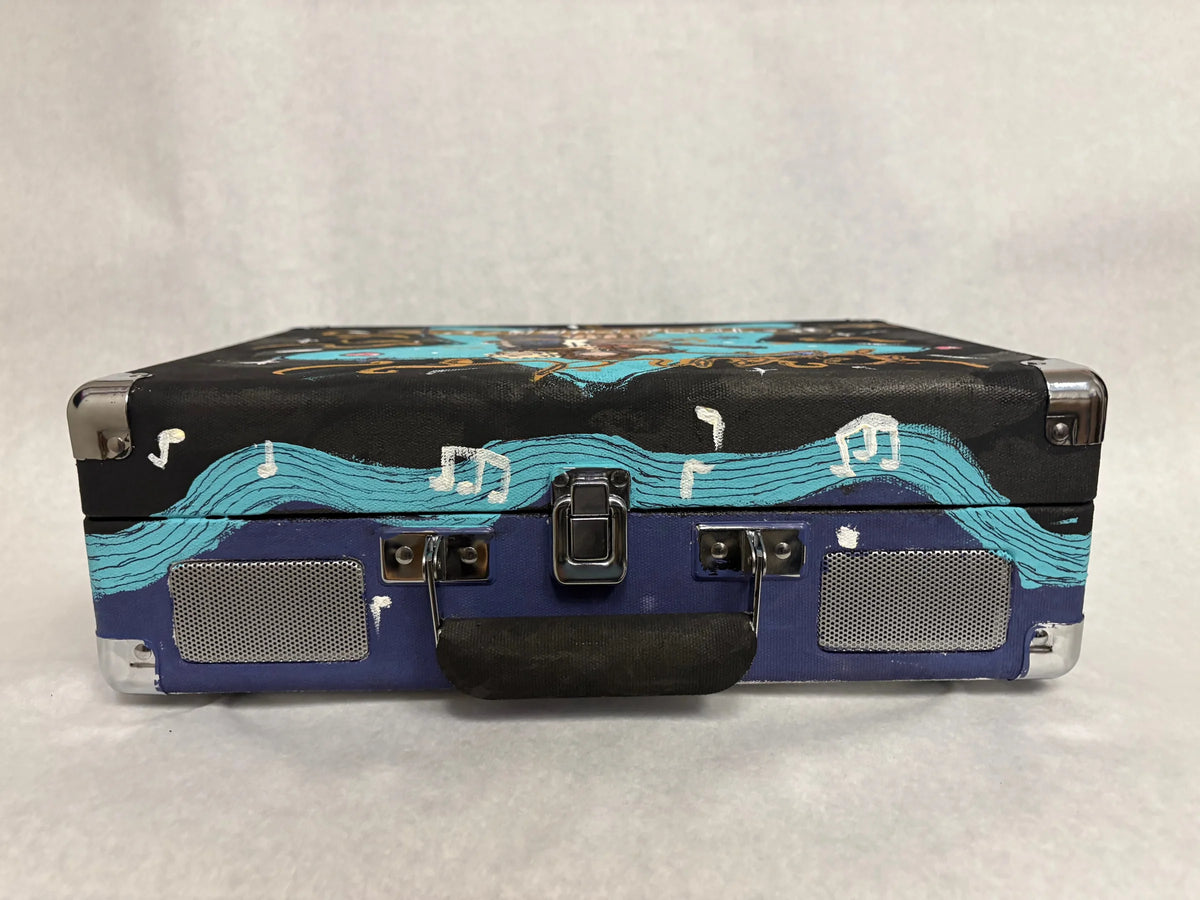 Glacier High School Custom Cruiser design, front closed view, image 3 of 7