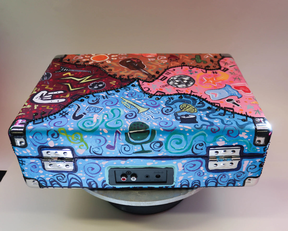 REDMOND HIGH SCHOOL Custom Cruiser design, alternate view, image 6 of 7