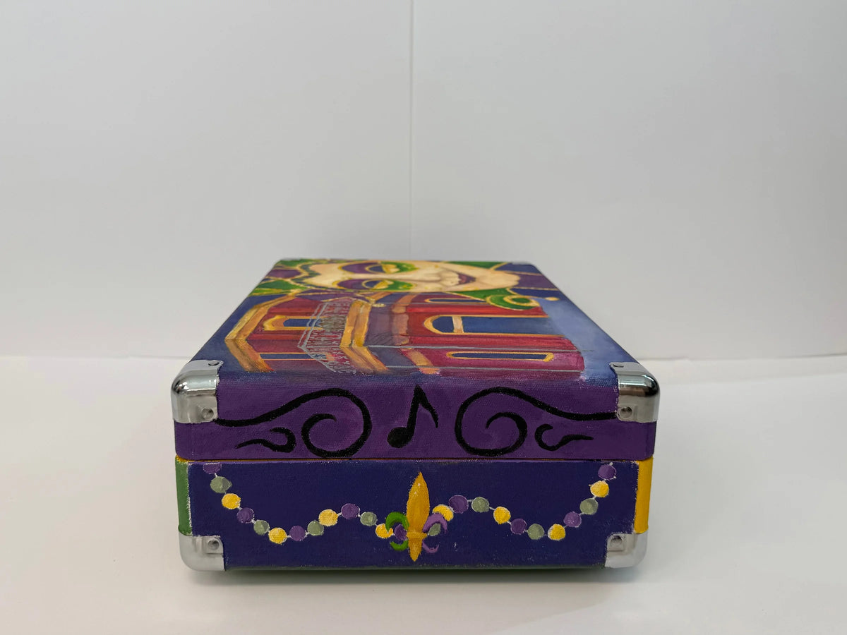 PRAIRIEVILLE HIGH SCHOOL Custom Cruiser design, right side view, image 5 of 7