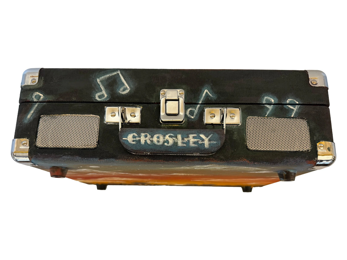 UNIVERSITY SCHOOL OF MILWAUKEE Custom Cruiser design, front view, image 3 of 7