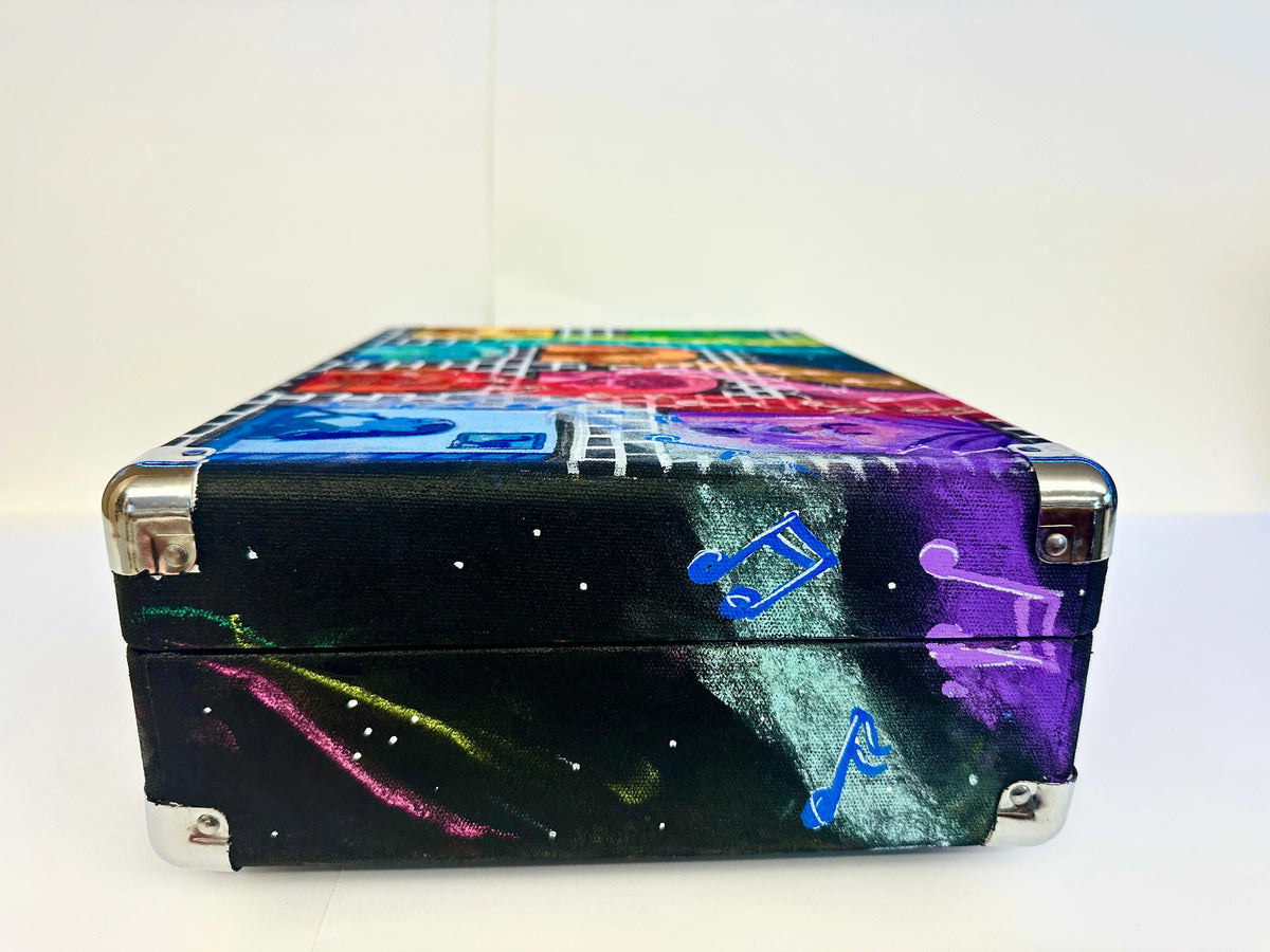 VINTON-SHELLSBURG HIGH SCHOOL Custom Cruiser design, right side view, image 5 of 7