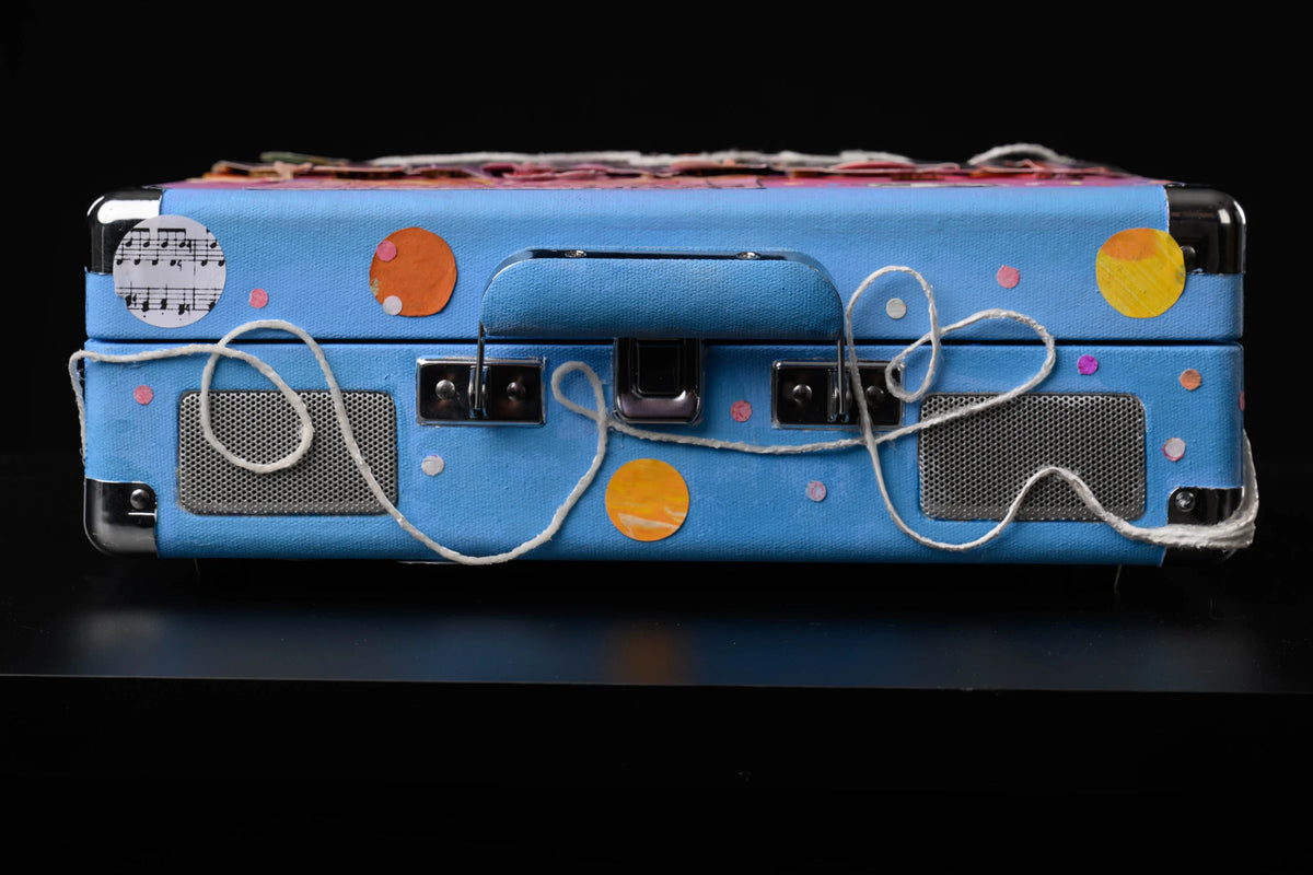 CENTRAL HIGH SCHOOL Custom Cruiser design, front closed view, image 3 of 7