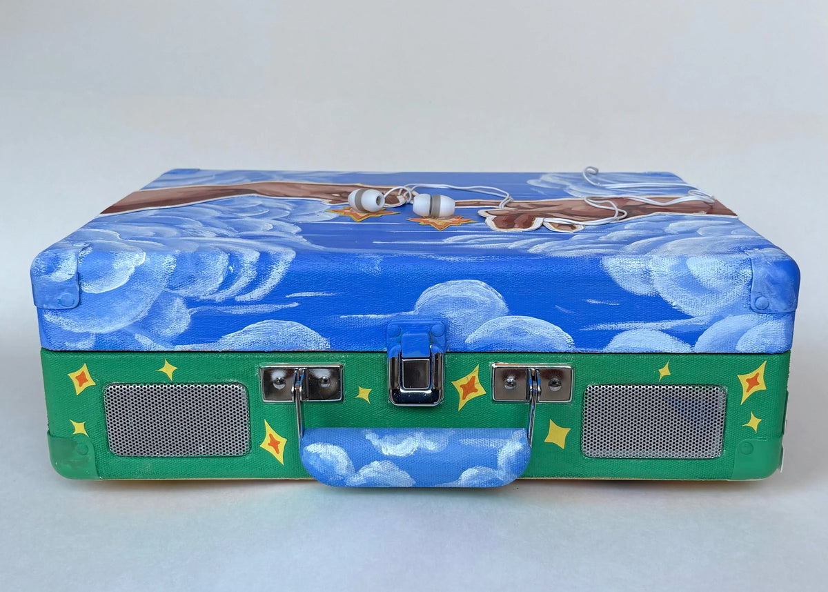 Lee-Scott Academy Custom Cruiser design, front closed view, image 3 of 7