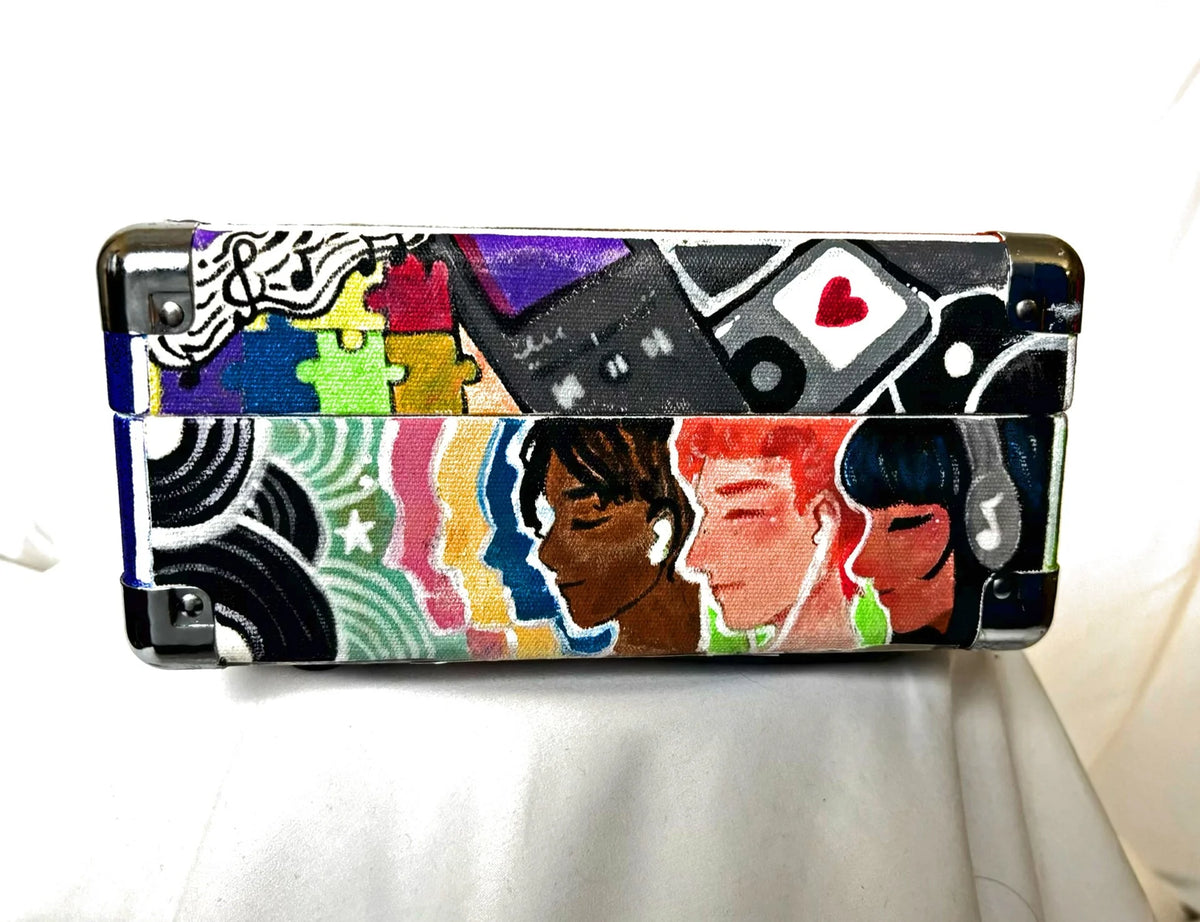 HOUSTON COUNTY HIGH SCHOOL Custom Cruiser design, right side view, image 5 of 7
