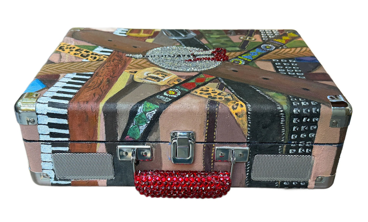 LAKESIDE HIGH SCHOOL Custom Cruiser design, front closed view, image 3 of 7