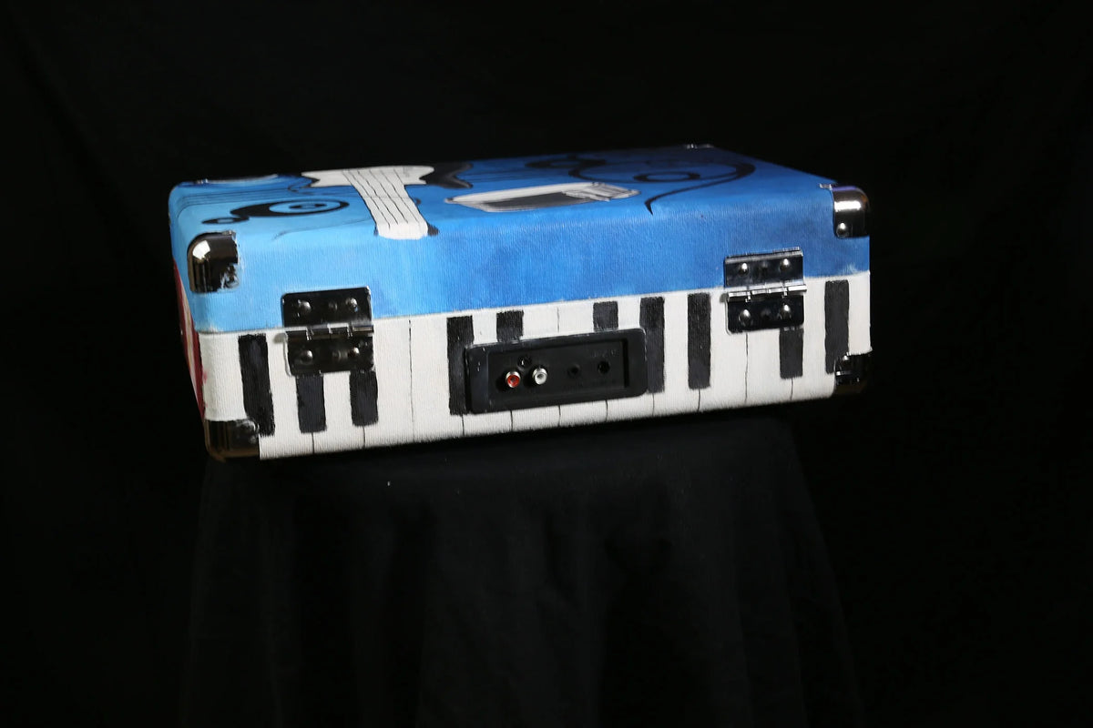 SIMON KENTON HIGH SCHOOL Custom Cruiser design, alternate view, image 6 of 7