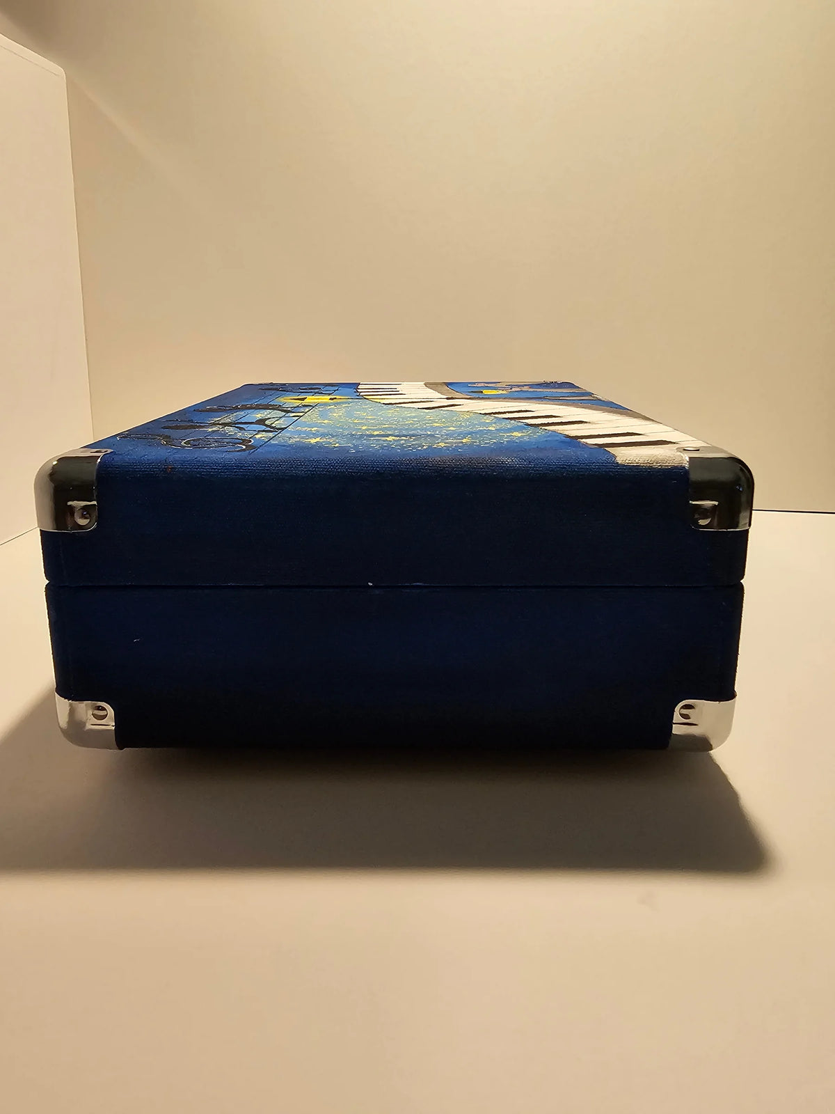 TAYLOR MIDDLE HIGH SCHOOL Custom Cruiser design, alternate view, image 5 of 7