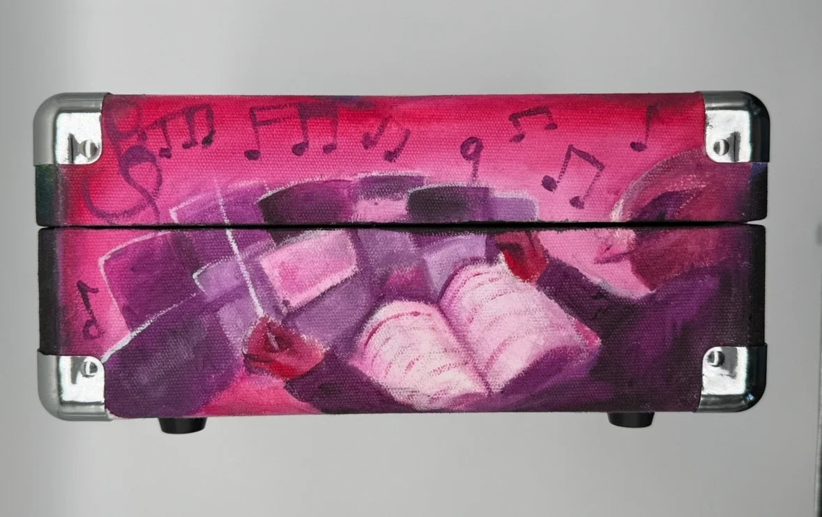 CROFTON HIGH SCHOOL Custom Cruiser design, closed view, image 4 of 7