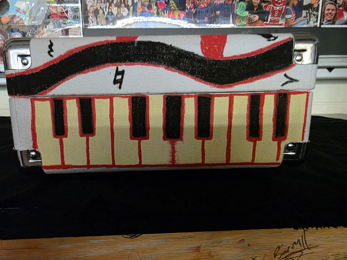 DENBIGH HIGH SCHOOL Custom Cruiser design, alternate view, image 4 of 7