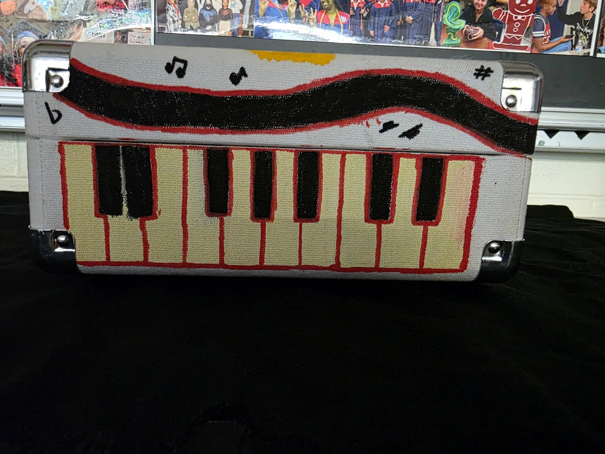 DENBIGH HIGH SCHOOL Custom Cruiser design, alternate view, image 5 of 7
