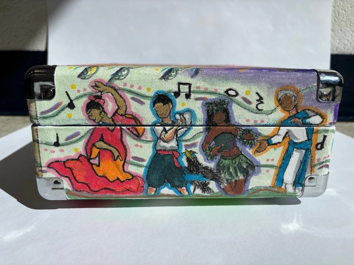 WALKERSVILLE HIGH SCHOOL Custom Cruiser design, right side view, image 5 of 7